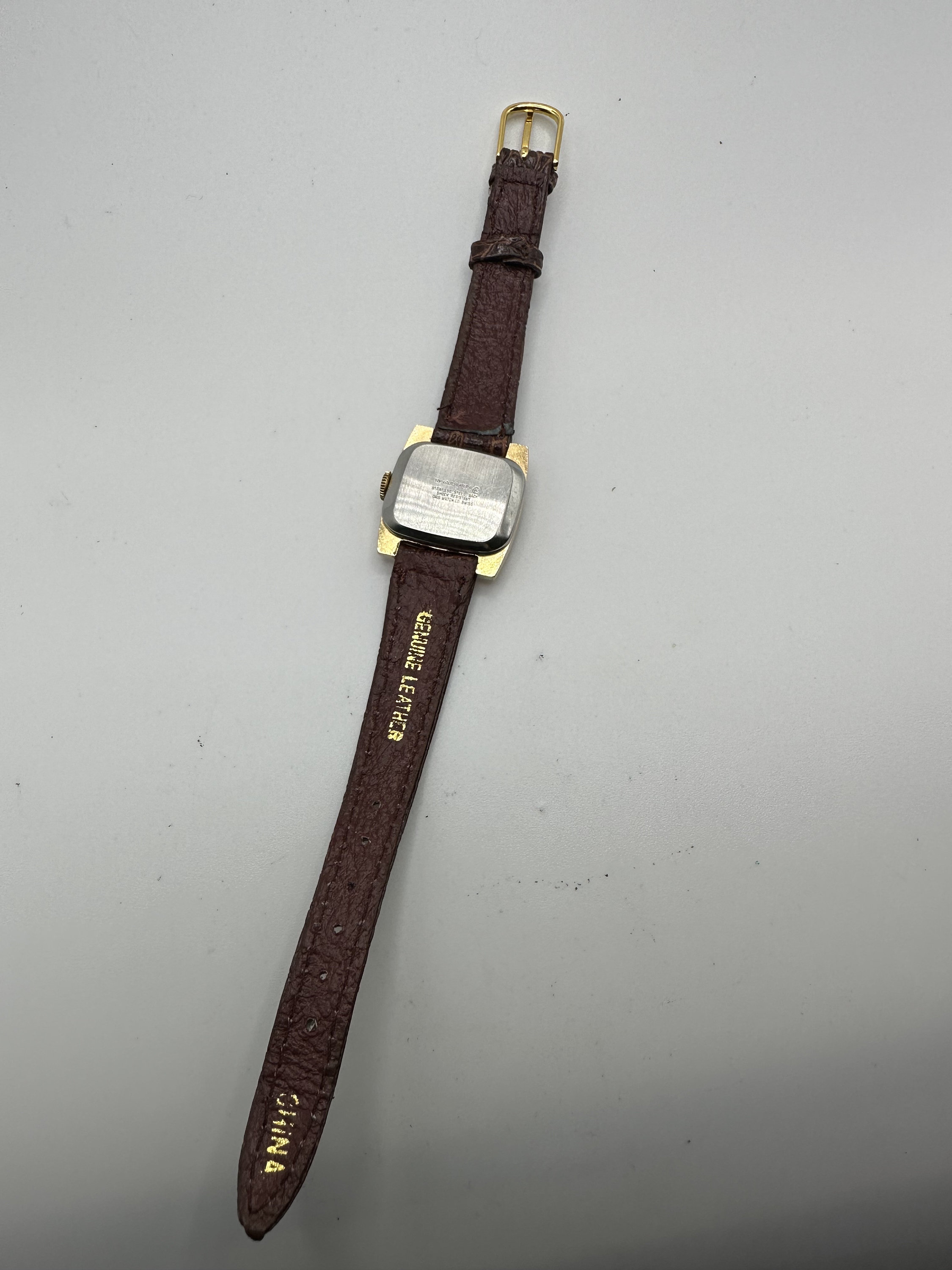 Montre ORIS pour Femme - Vestiaire Collective
