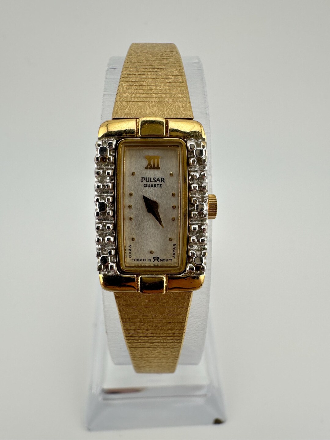 chinese dress ladies Pulsar Women's Petite Gold Tone Watch, Bracelet Strap