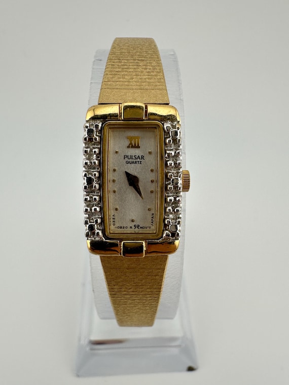 Vintage Pulsar by Seiko V220 Ladies Gold Tone Tank Watch Diamond