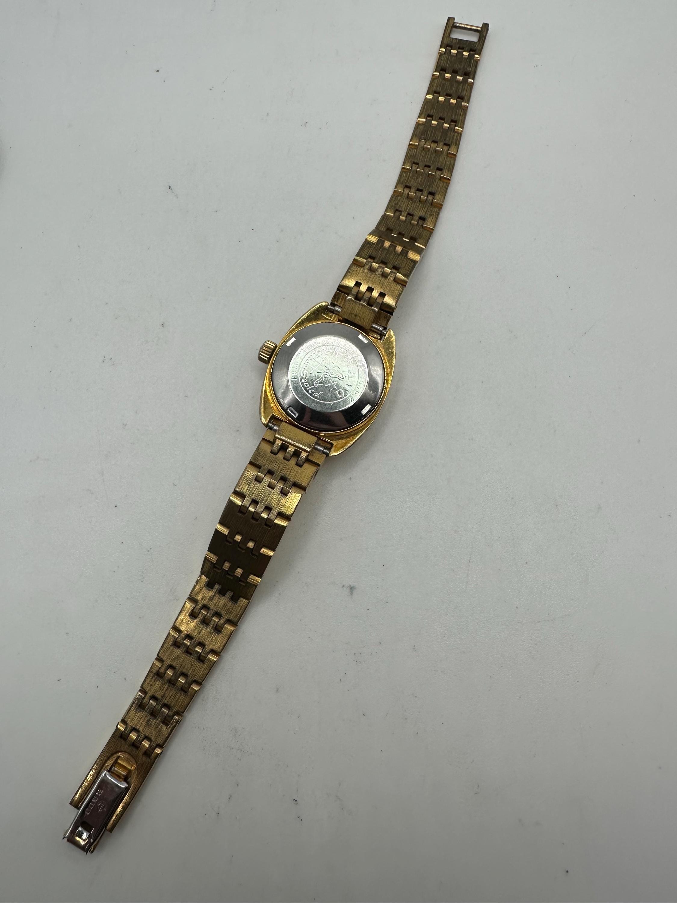 Rado Vintage Automatic Swiss Made Gold Tone Ladies Circle 