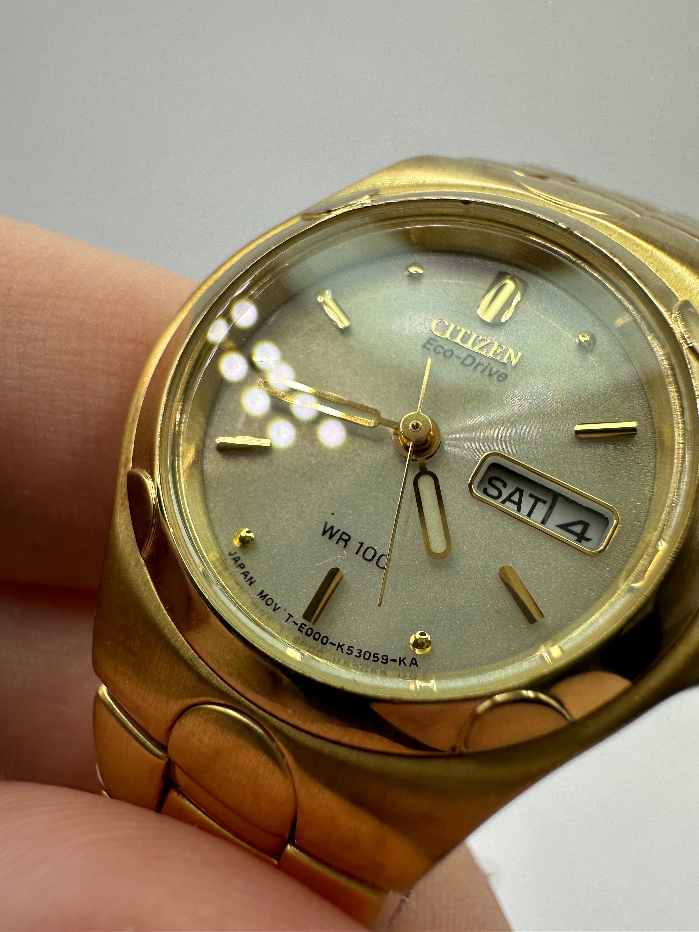 豊富なギフト 100 WR Drive Eco Citzien Vintage Ladies Tone Gold Quartz 時計