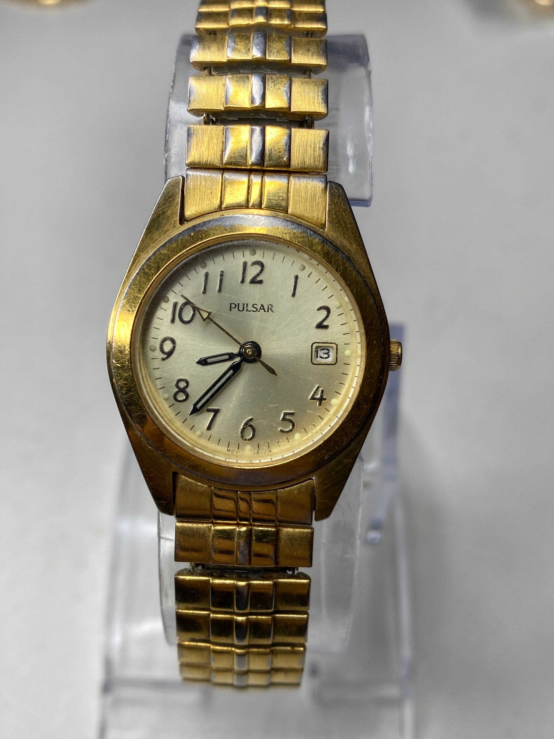 Vintage Pulsar by Seiko 26mm reloj de cuarzo para mujer pulsera elastica en tono dorado regalo retro para mujer Etsy Mexico