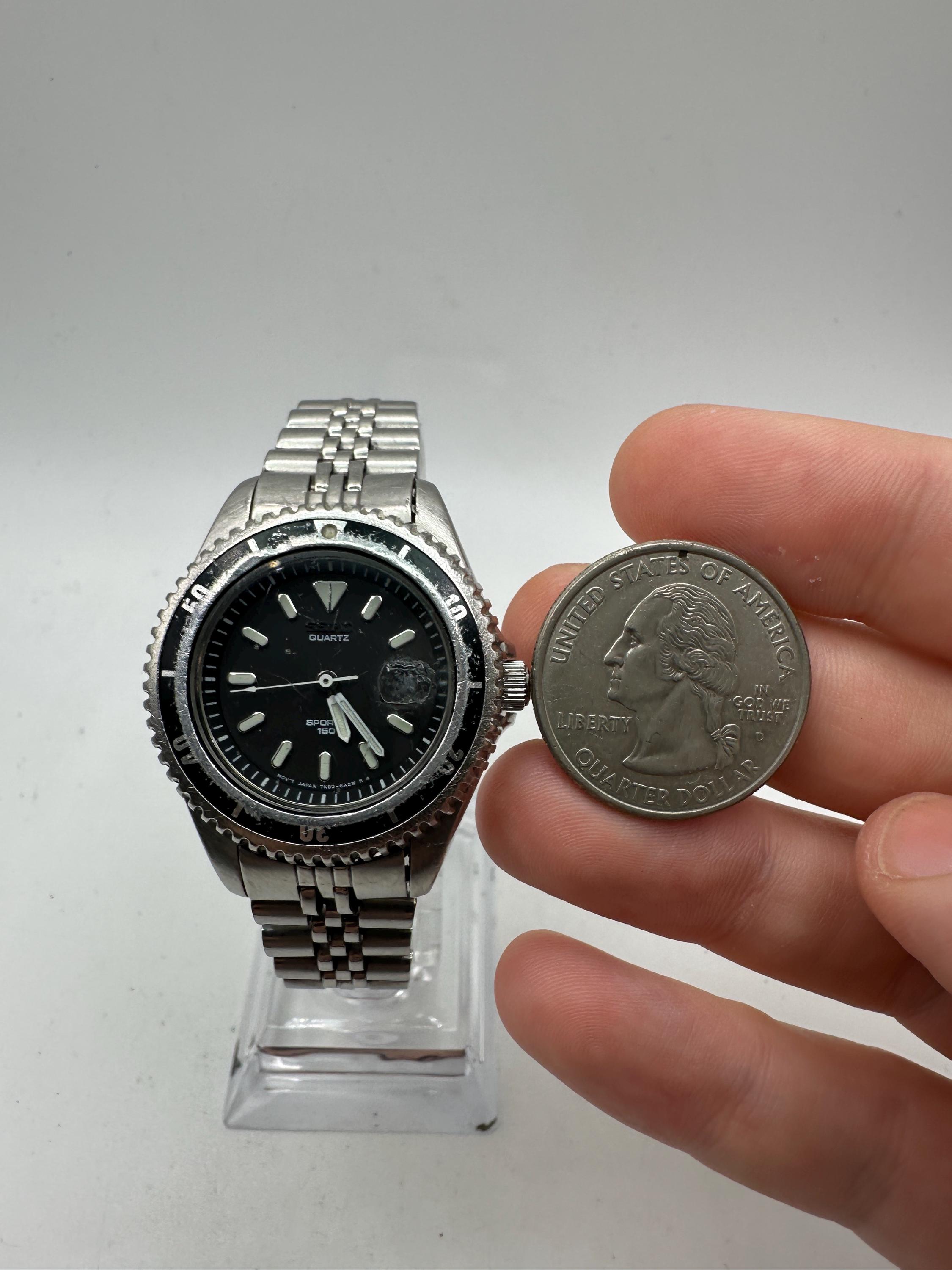 Seiko Vintage 7N82 Sports 150 Ladies Dive Watch Stainless Silver