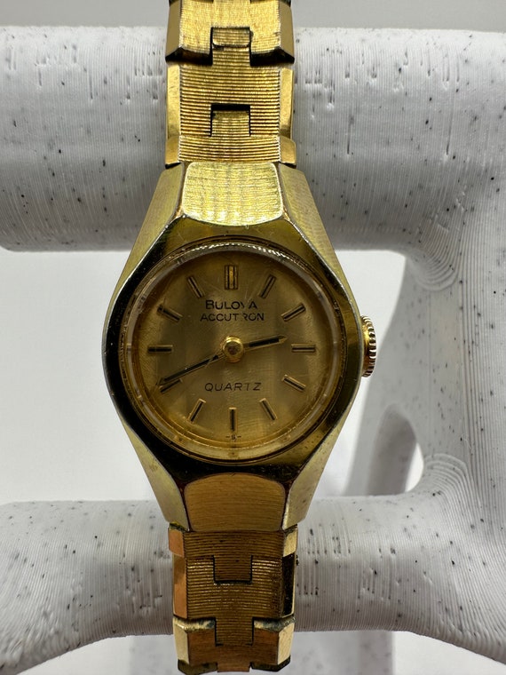 Vintage Bulova Accutron N8 1978 Ladies Gold Tone Qaurtz Small Dress Watch Gift Her Women Retro Etsy