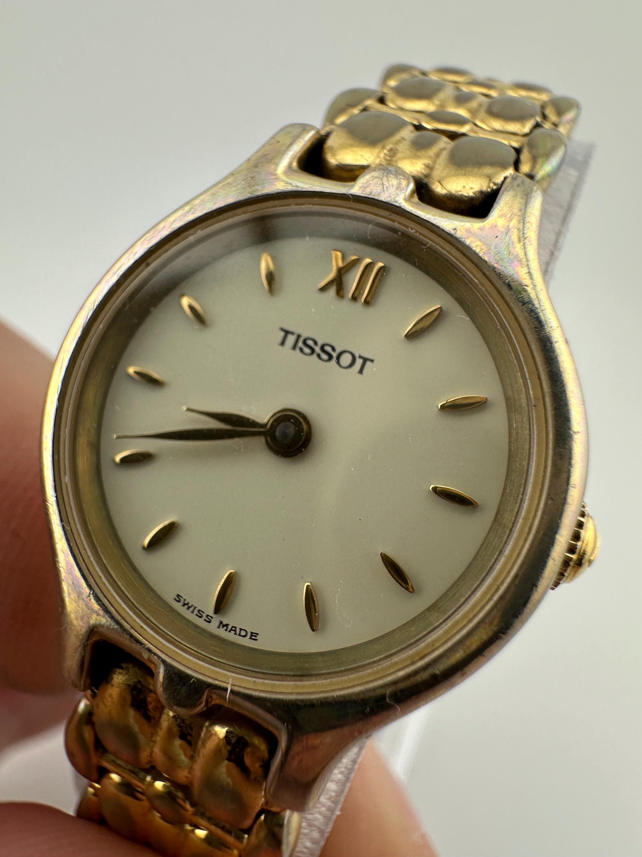 Tissot Swiss Made Matte Gold Tone Ladies Watch 1963 TISSOT Ladies 14K Solid Gold Vintage Cocktail Watch  main image 3