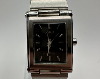 vintage Lorus by Seiko damski srebrny ton nowy stary zbiornik na wodę zegarek japoński projektant mały modny prezent dla niej kobiety mama kwadrat prostokąt