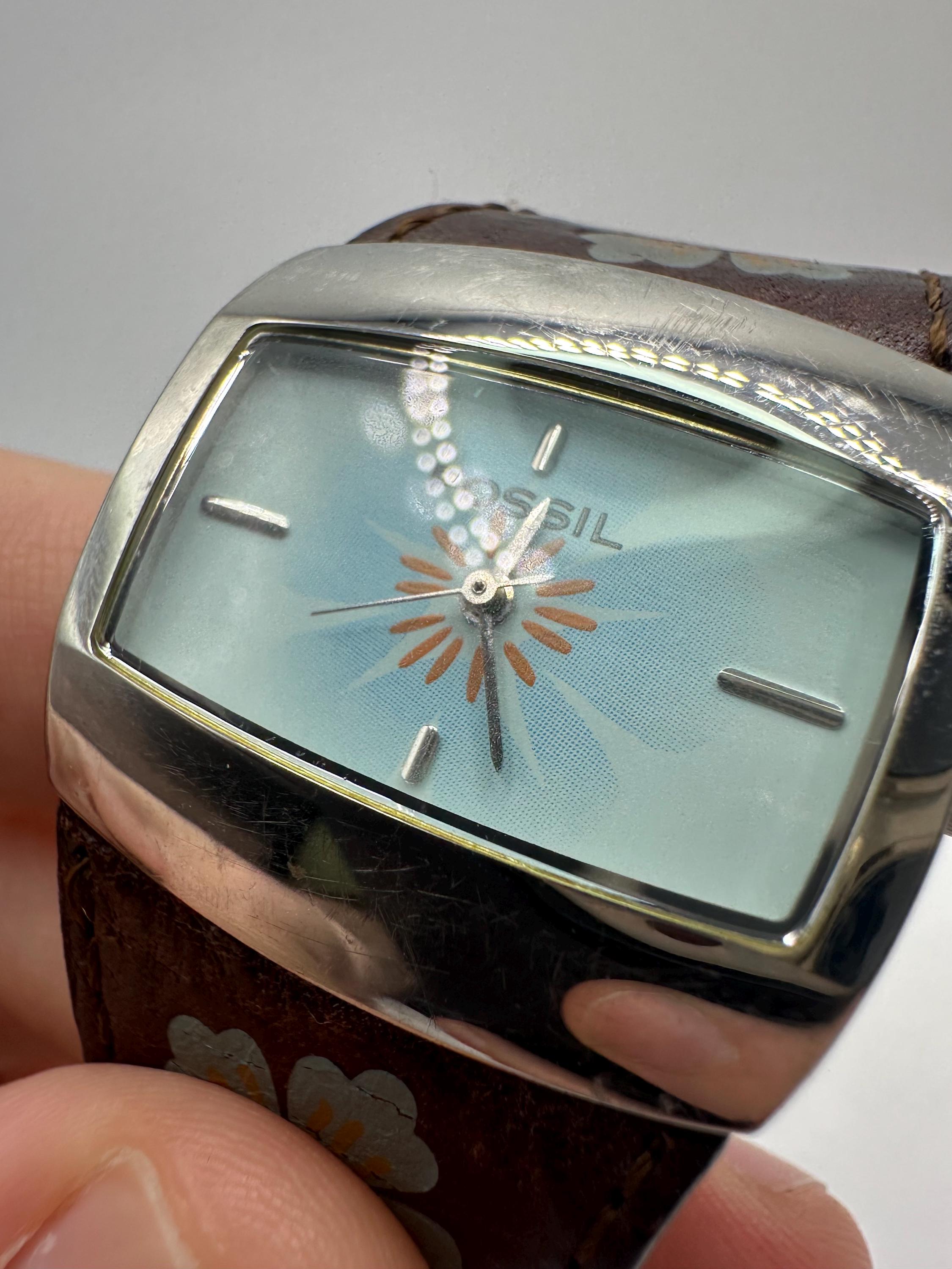 Fossil Women JR-8348 Flower Dial Leather Bund Strap Quartz