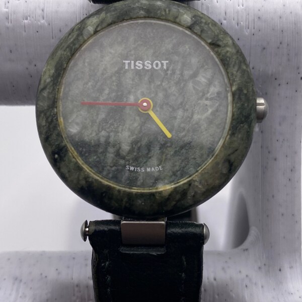 Project runs does not keep time Rare Tissot rock watch R150 30mm vintage green gift her ladies women Swiss 1980 retro