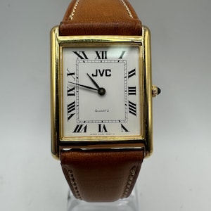 Montre débardeur dorée pour femme vintage JVC, chiffres romains blancs, bracelet en cuir, cadeau du Japon à sa robe de créateur carrée rectangle pour femme