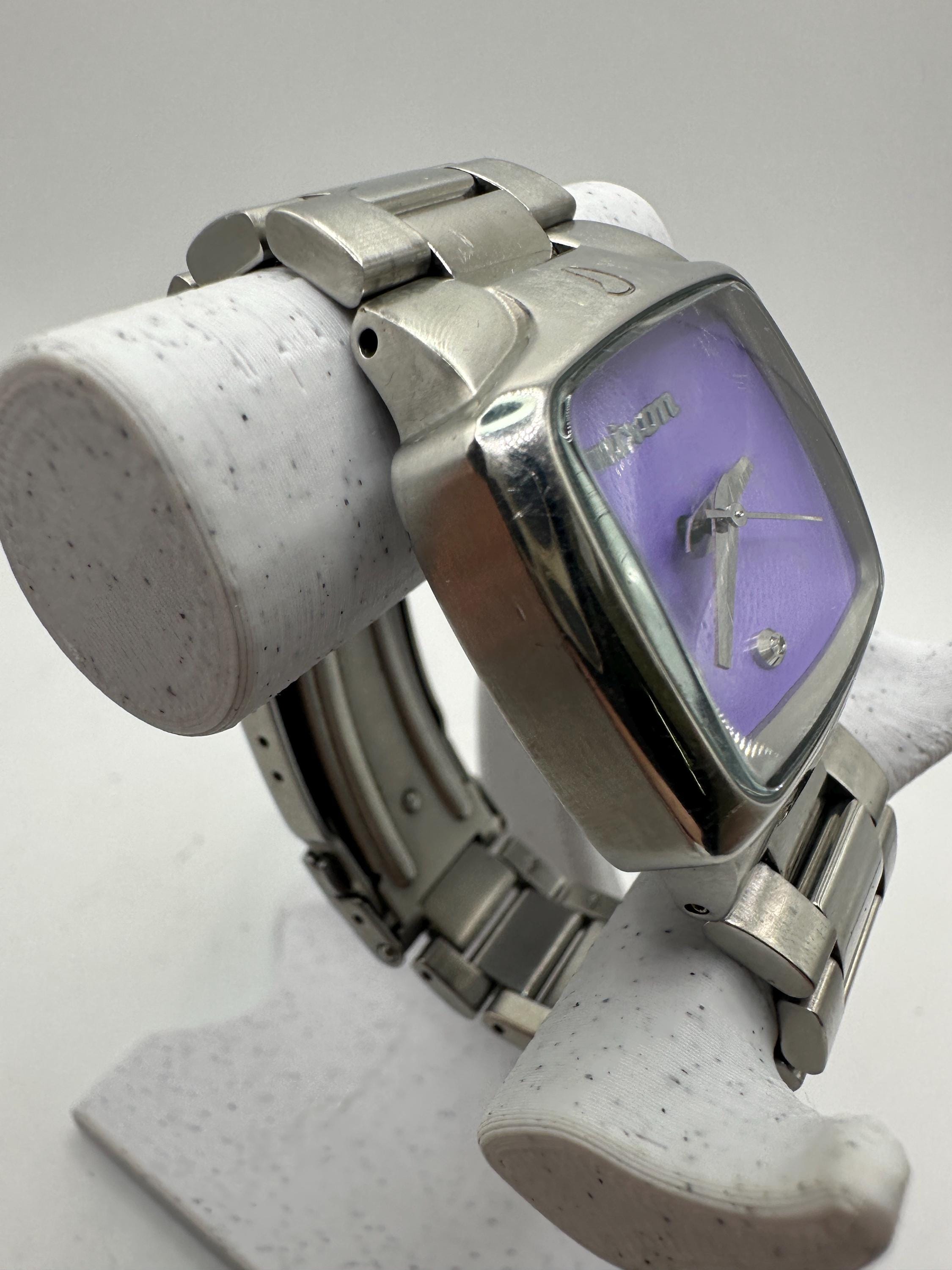 Nixon VIP Pass the Small Player Vintage Ladies Silver Tone  display picture 3