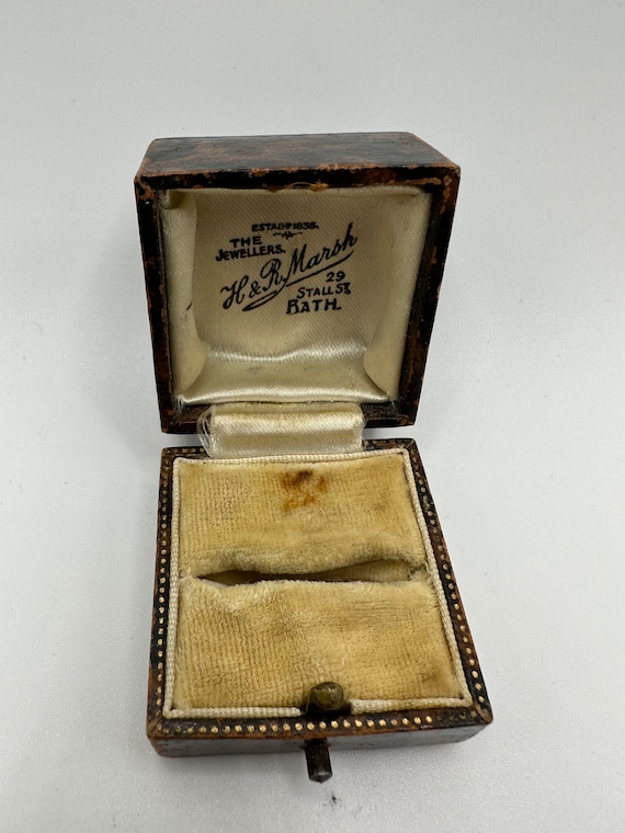 Antique Edwardian ring box H&R Marsh jewellers pus