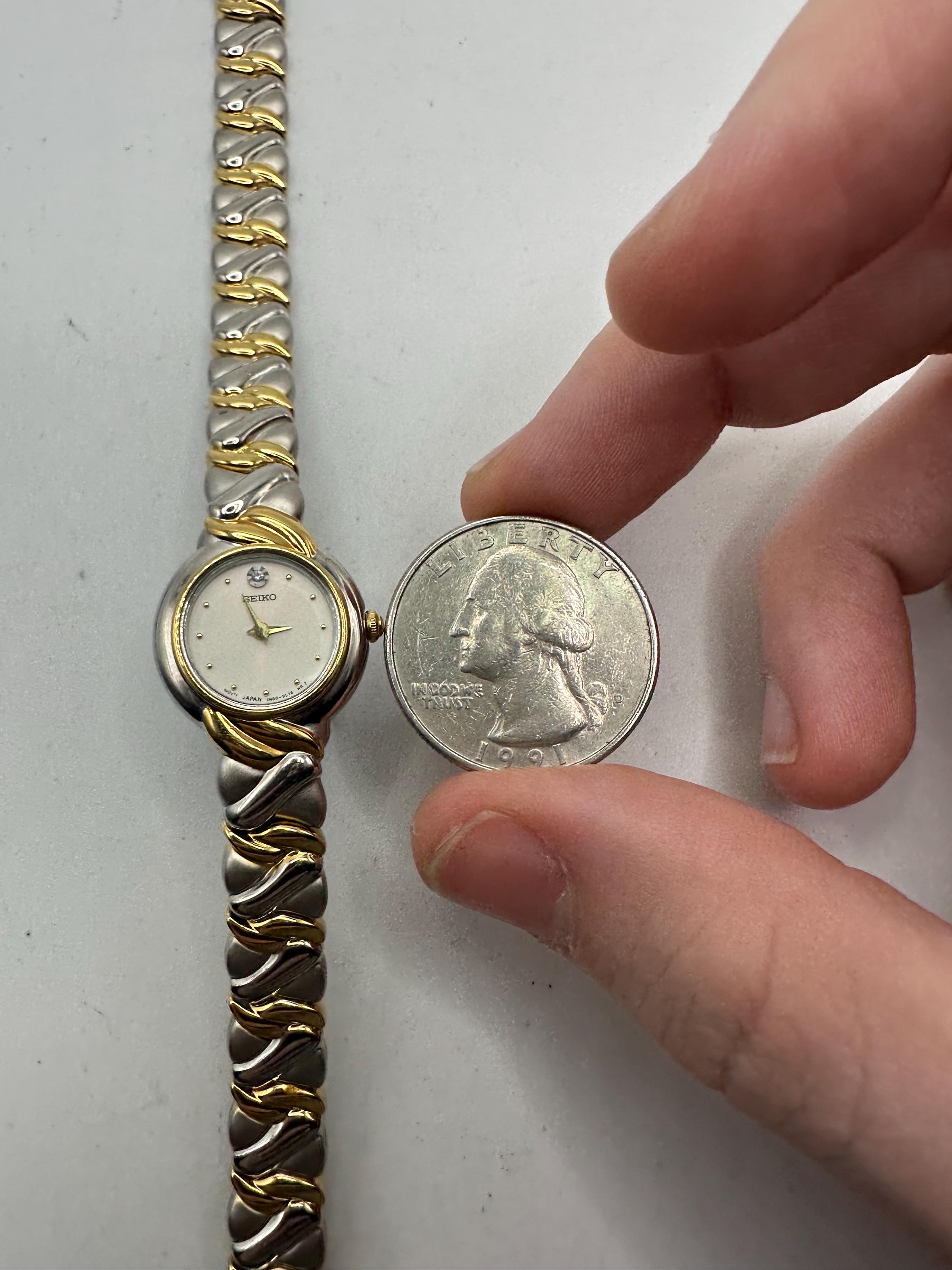 Vintage Seiko 1N00-6E79 Womens Watch 17mm Gold Tone Diamond New Battery 6.5\