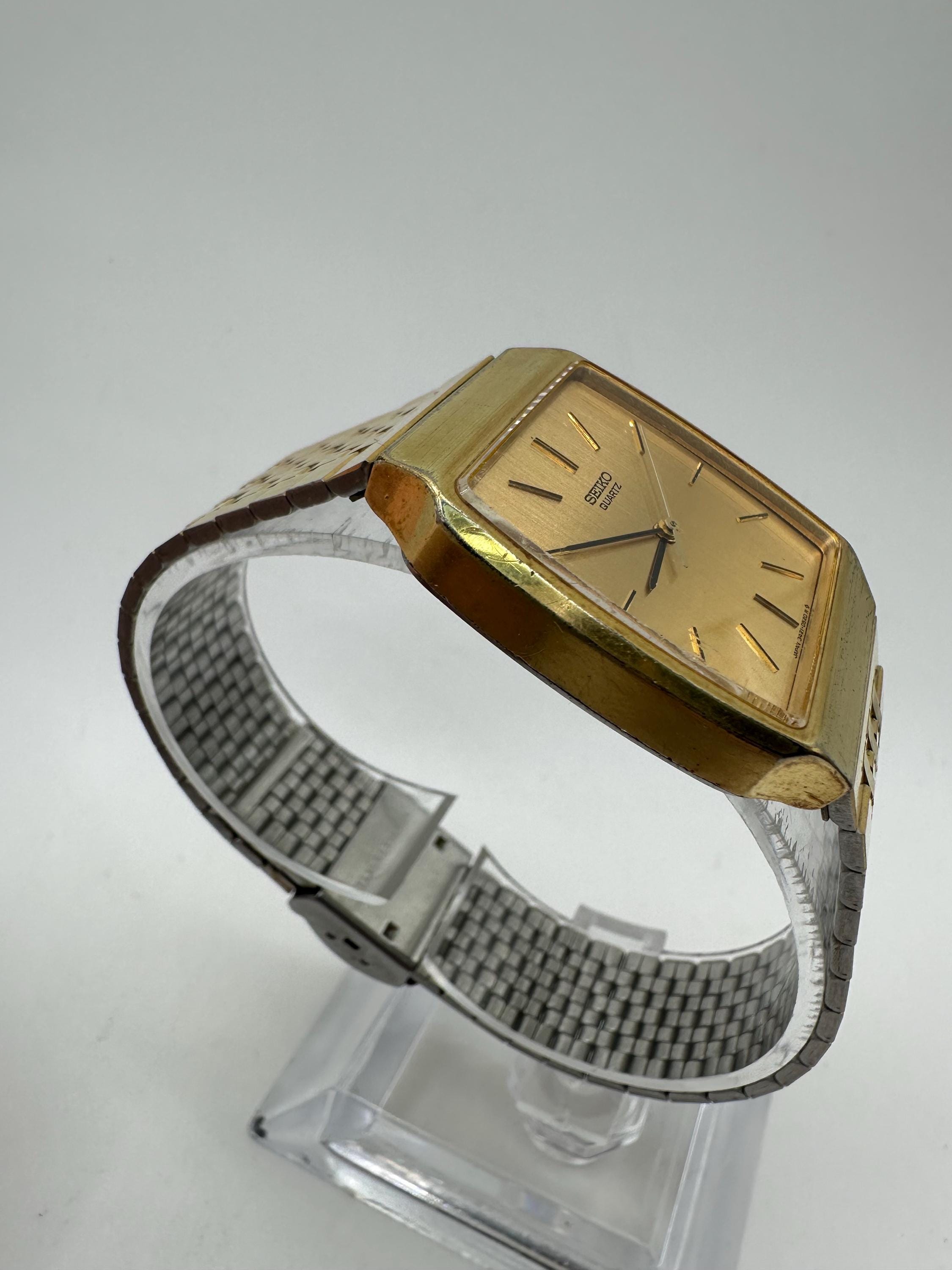 Seiko 3421 Vintage Gold Tone Tank Watch Quartz Men Women  display picture 1
