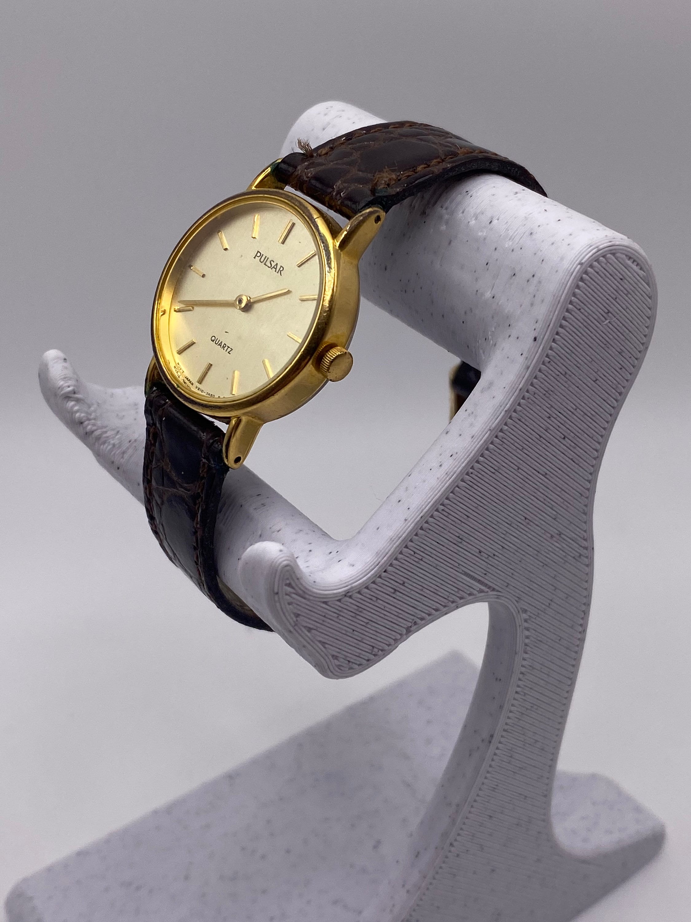 大人女性の Vintage Watch Japan Quartz Tone Gold 26mm Seiko by Pulsar 時計