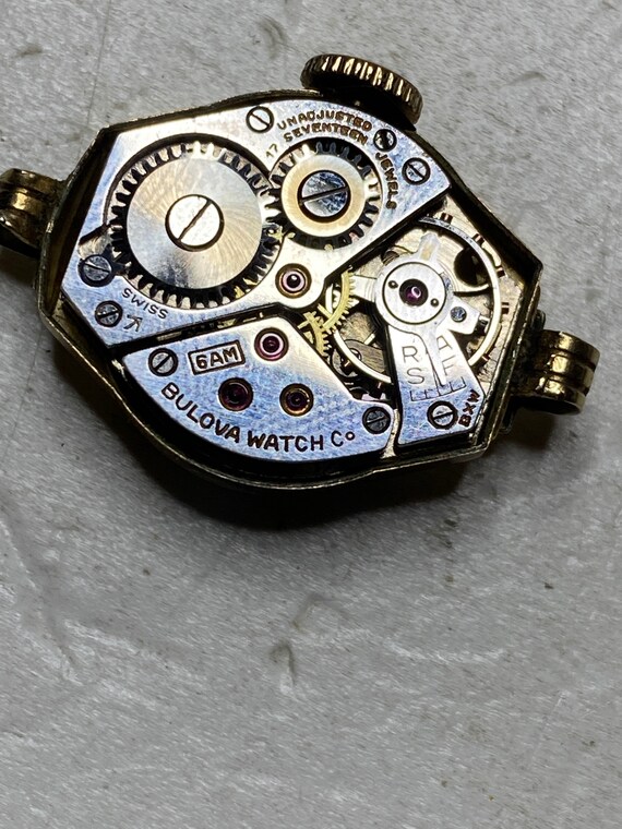 Lot Vintage ladies watches for repair Bulova timex brichot Timex CHR Bezel, Vintage Woman main image 3