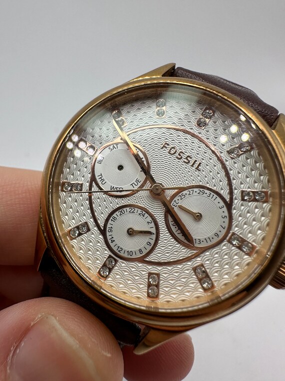 Vintage Fossil BQ1567 Ladies Rose Gold Chronograph Watch  display picture 2