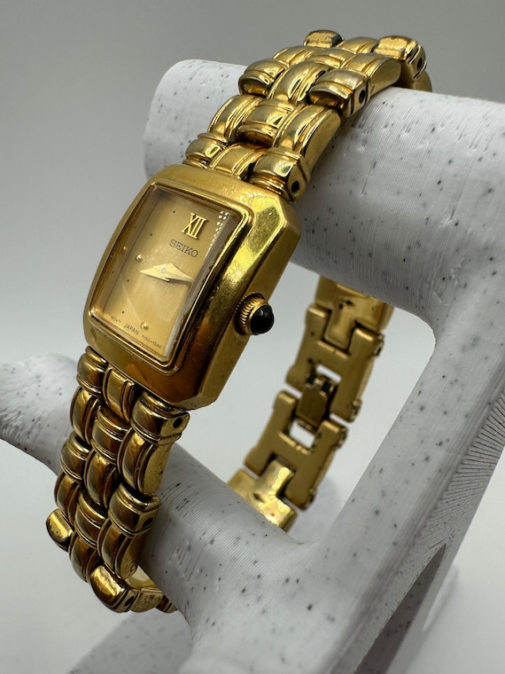 Vintage Seiko Y150 5p20 Ladies Battery Gold Tone Square Tank Watch