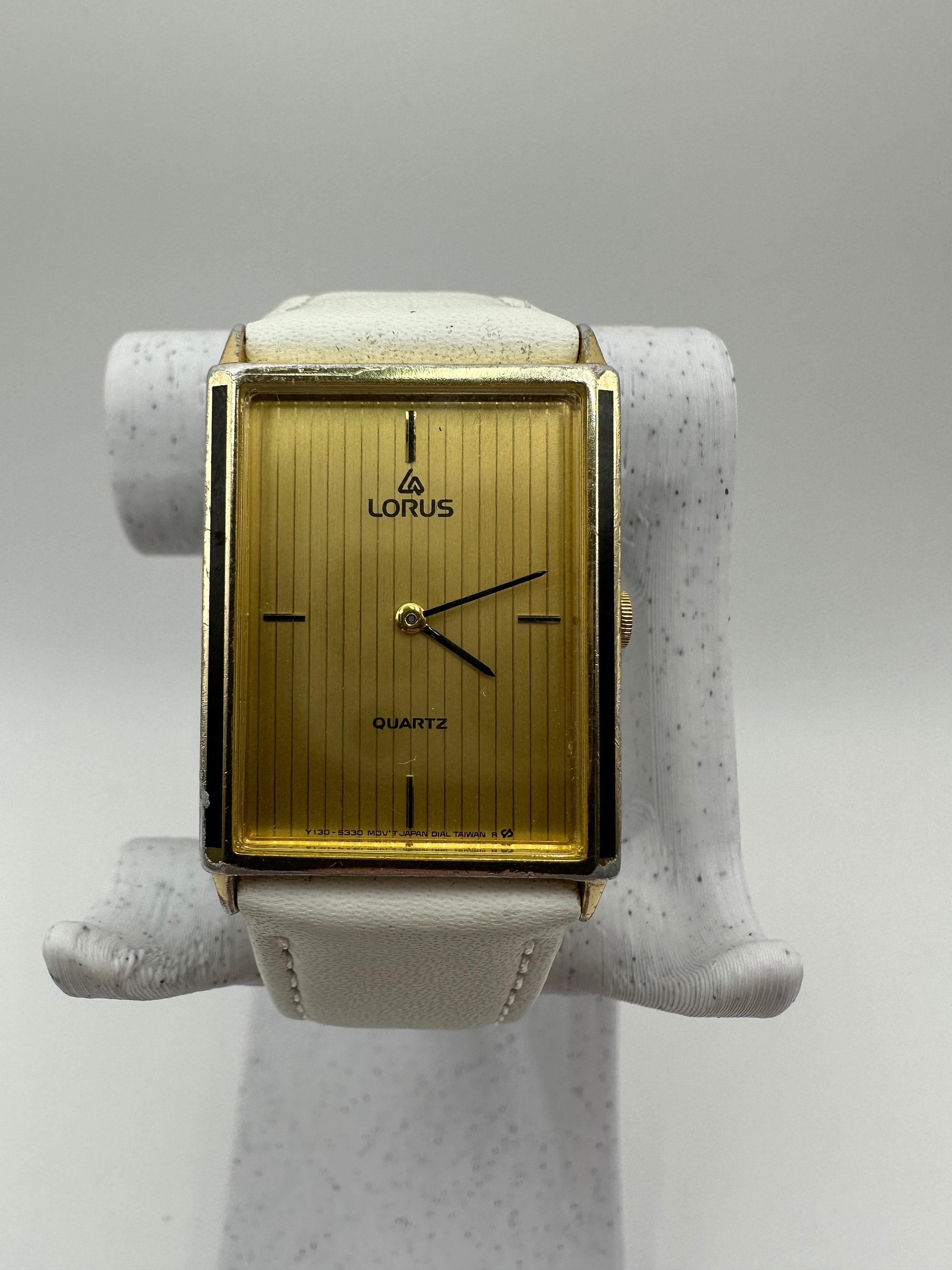 Lorus RRX70HX9 - Orologio da uomo al quarzo, con cinturino in metallo, gold, nan