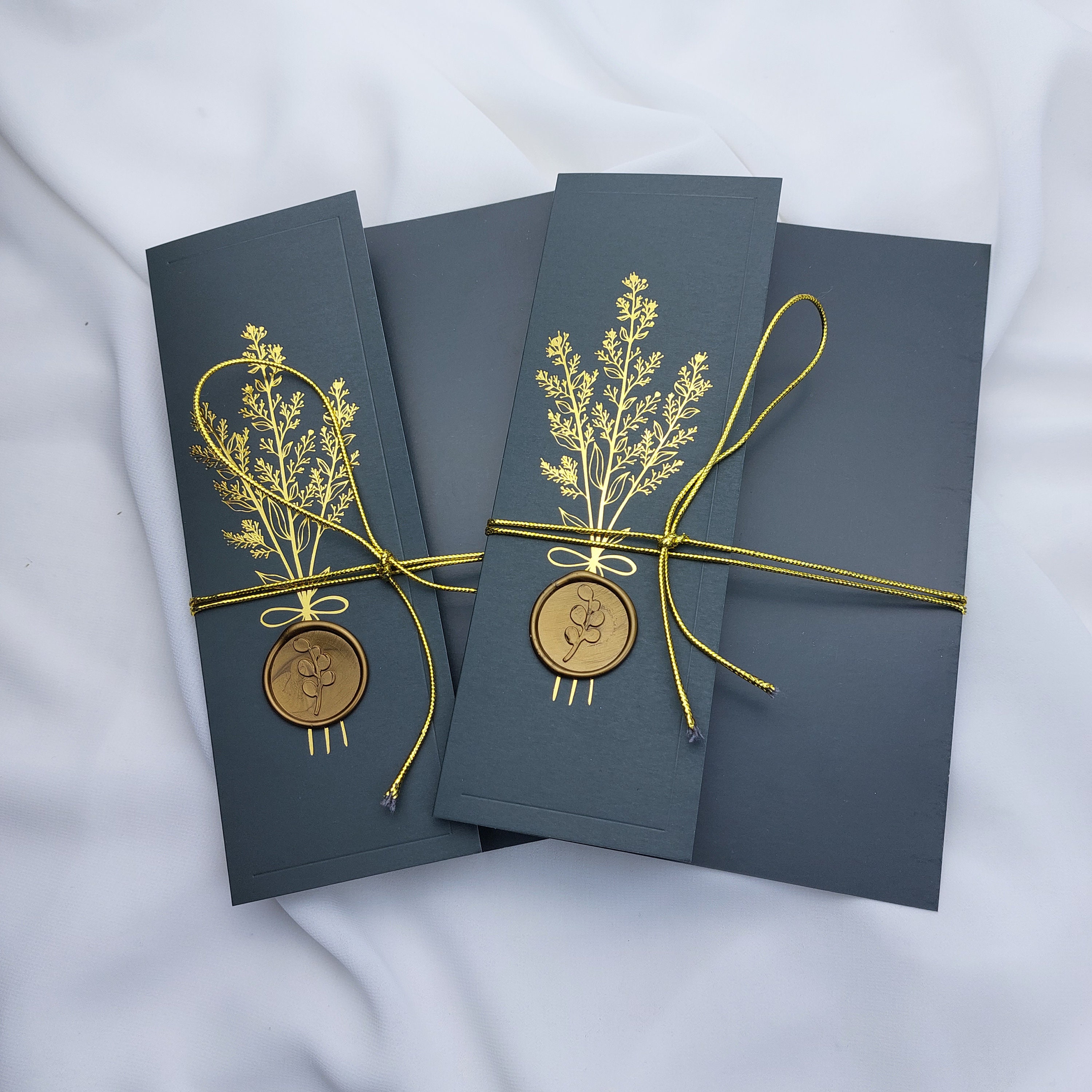 How to DIY Your Wedding Invitations Unique with Wax Seals -   Blog