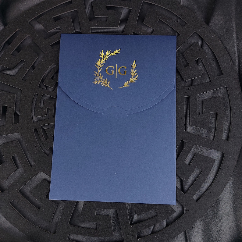 Tarjeta de invitación elegante detallada con estampado floral, tarjeta de invitación azul para un día especial, tarjeta de invitación acrílica transparente, invitación elegante imagen 4