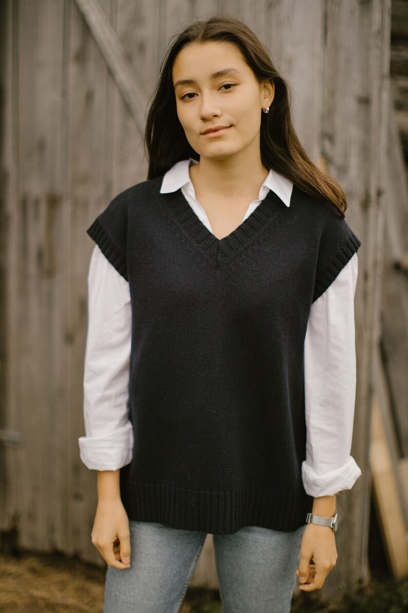 Hand knitted alpaca wool sweater vest, Women wool vest with short sleeves, V neck alpaca pullover vest, Oversized knit sweater vest image 2