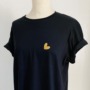 Oversized Round Neck Shirt Black with Hearts Gold Christmas SCHUHZWANG