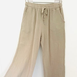 Weite Musselin-Hose Gr. 34-40 Sand/Beige weite Hose SCHUHZWANG Bild 1