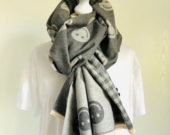 Scarf SMILEY soft cuddly scarf - grey/light gray - SCHUHZWANG