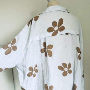 Muslin blouse Flowers classic short XS-XL white/taupe schuhzwang image 1