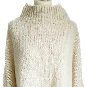 Oversized Strickpullover Turtleneck Grobstrick Creme Pullover SCHUHZWANG Bild 1