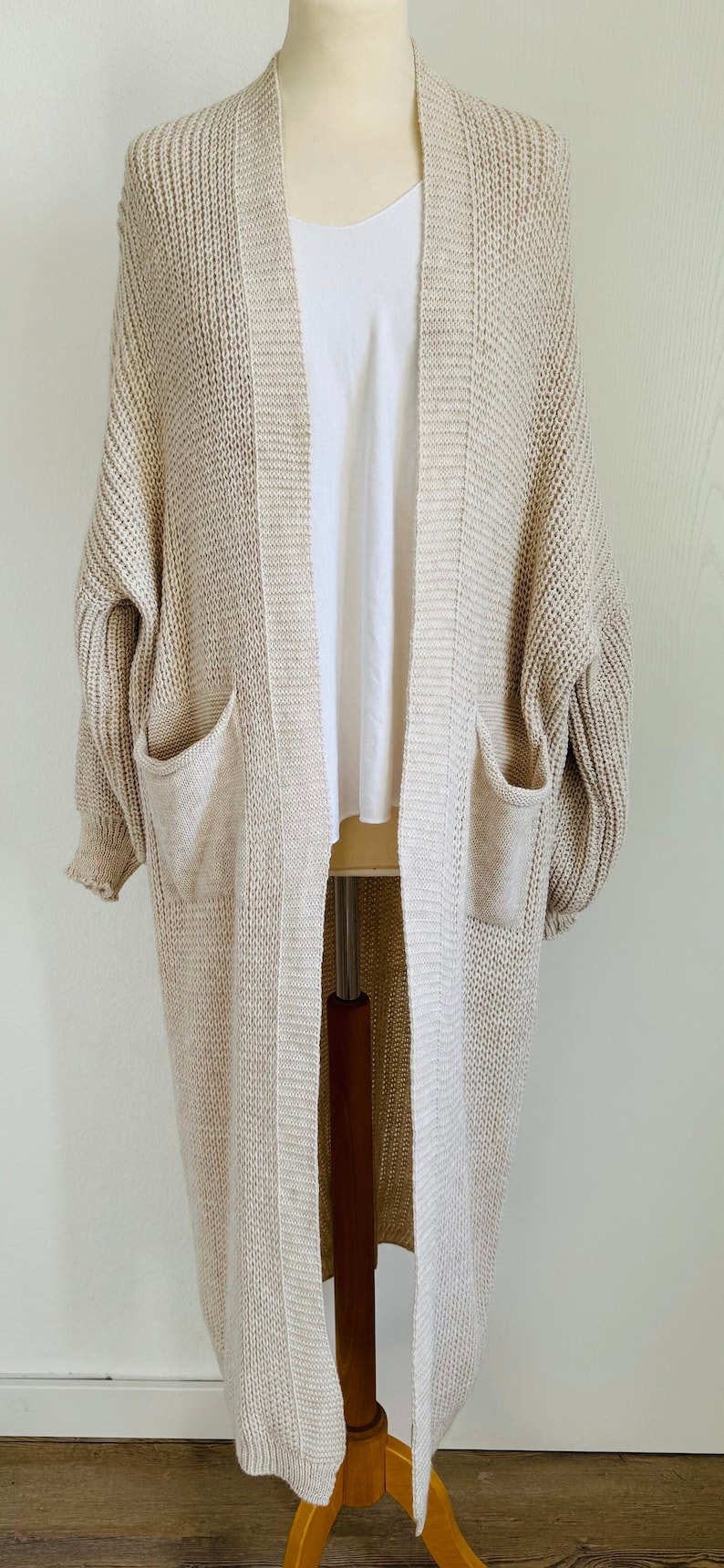 Langer Cardigan CARA Strickjacke Strickmantel Light Beige SCHUHZWANG Bild 1