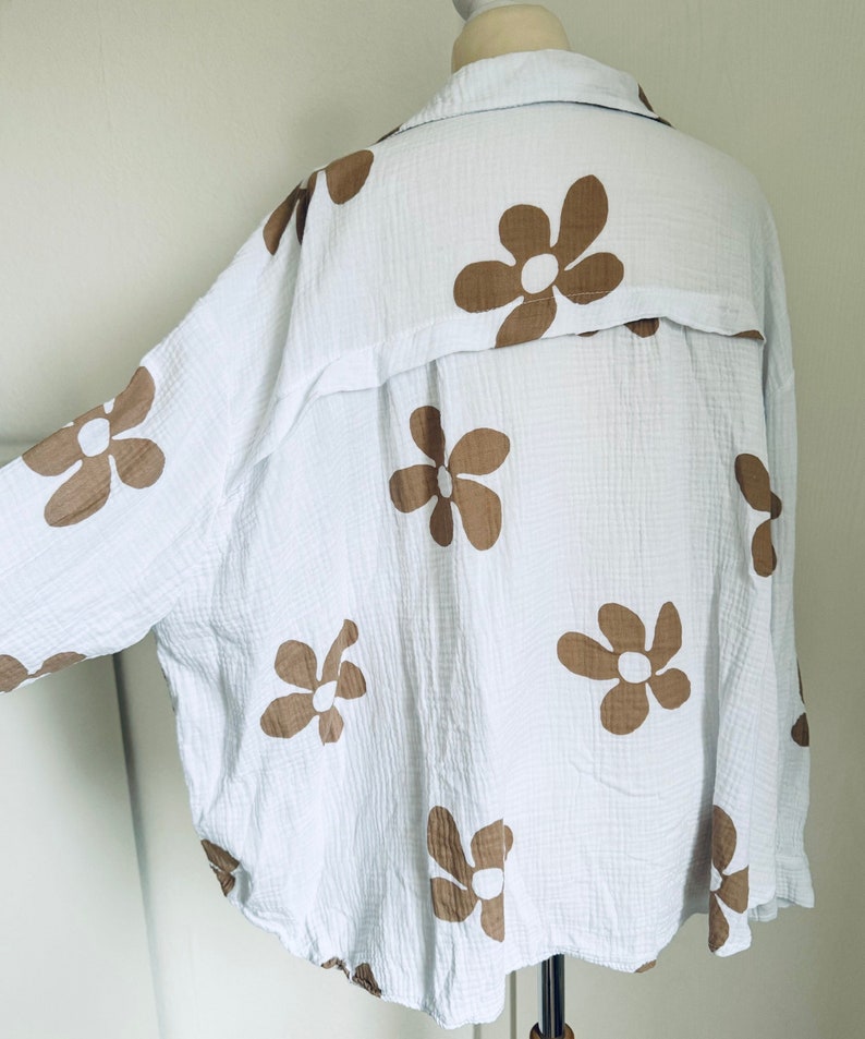 Muslin blouse Flowers classic short XS-XL white/taupe schuhzwang image 1