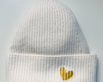 Beanie Herzchen Creme/Gold kuschelweiche Strickmütze SCHUHZWANG