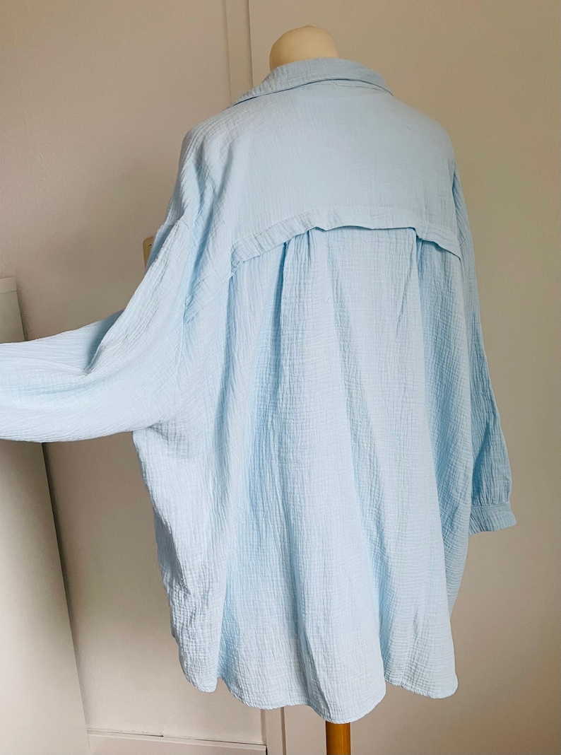 Oversized Musselinbluse XS-XXL Hemd Hellblau schuhzwang Bild 1