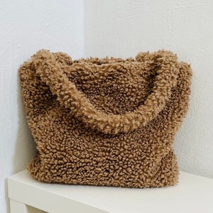 Shopper teddy fur L rosewood SCHUHZWANG image 9