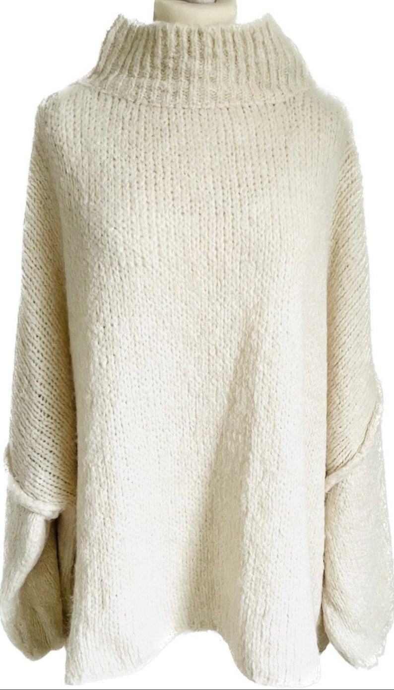 Oversized Strickpullover Turtleneck Grobstrick Creme Pullover SCHUHZWANG Bild 1