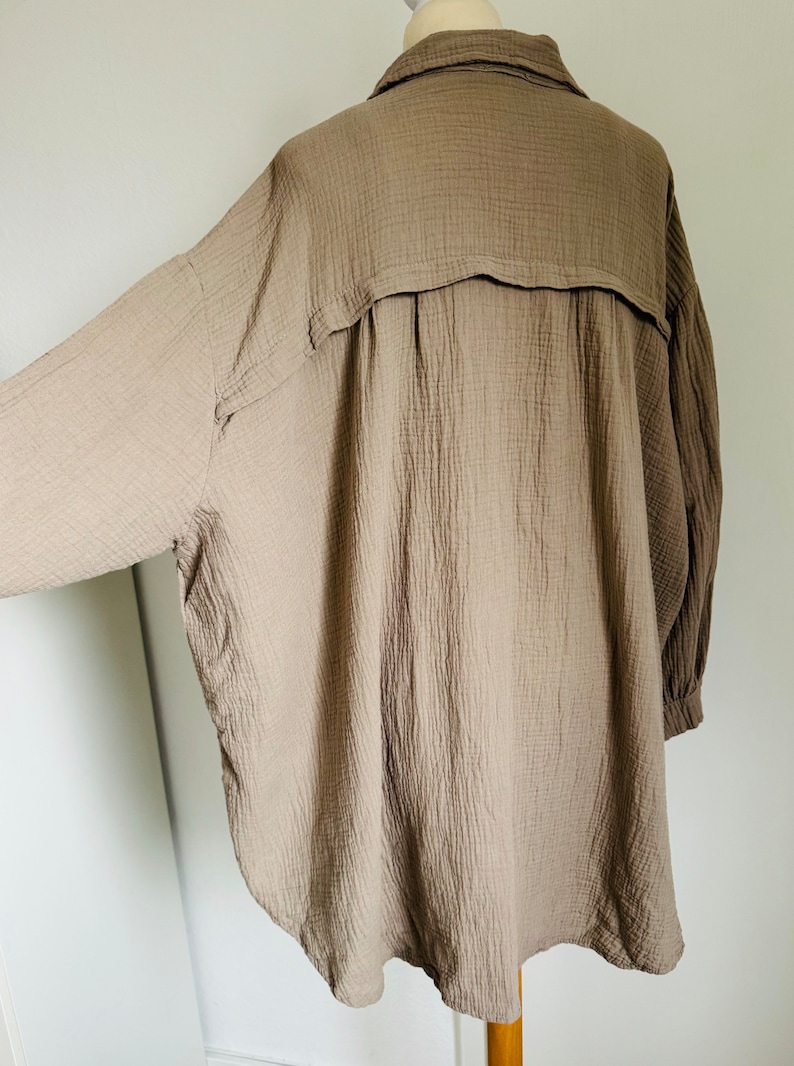 Muslin blouse LITTLE HEART oversized long taupe/neon pink SCHUHZWANG image 2