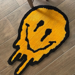 Trippy Smiley Face Rug Melting Smiley Face Rug Handmade Tufted Accent Rug Minimalist Design Groovy