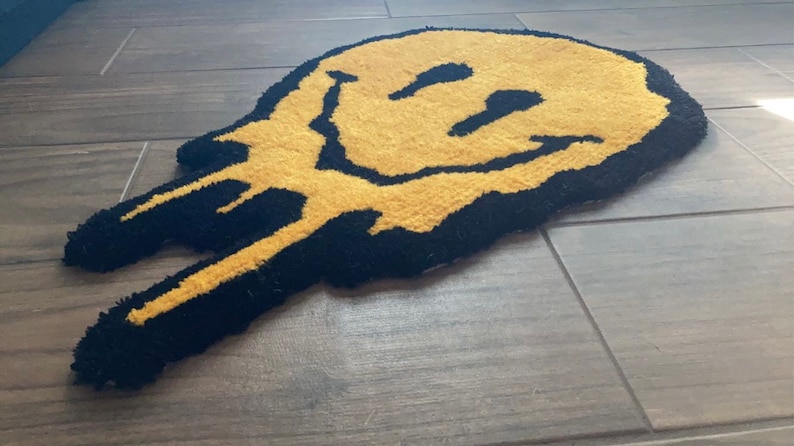 Drippy Face Rug Trippy Smiley Face Rug Melting Smiley Face Rug Handmade Tufted Accent ...