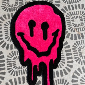 Trippy Pink Smiley Face Rug Handmade Tufted Rug Custom Accent Rug Gift ...