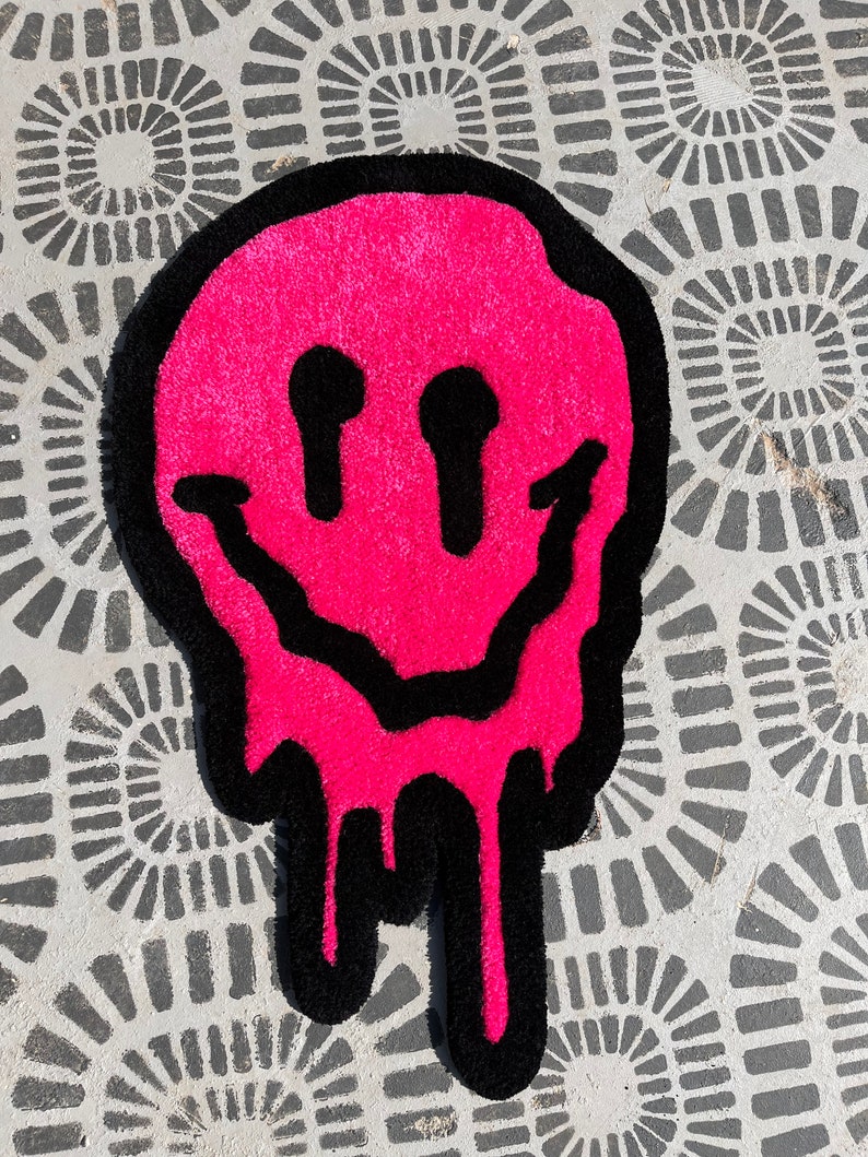 Trippy Pink Smiley Face Rug Handmade Tufted Rug Custom Accent Rug Gift ...