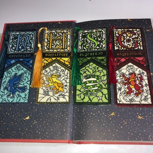 Wizard house bookmarks || Accio Artt
