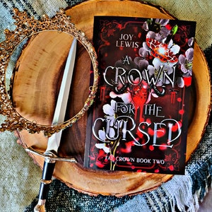 A Crown for the Cursed: Fae Crown Book 2 (Paperback) - Signed