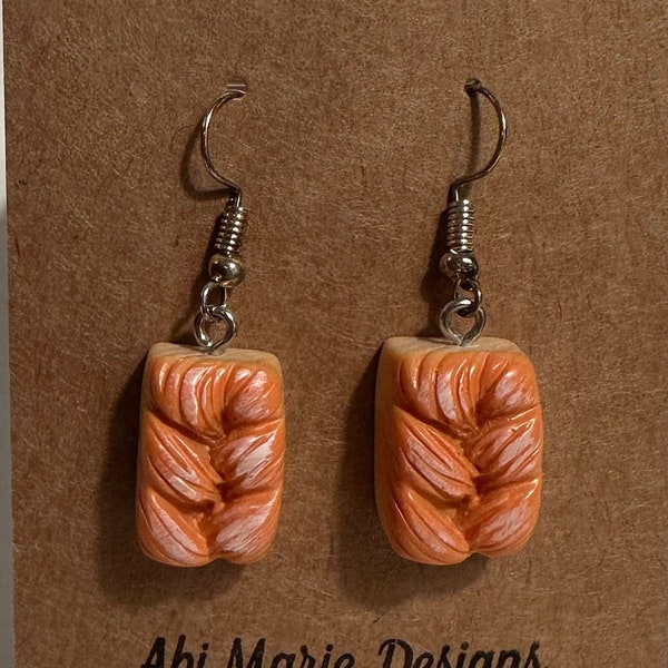 Brioche Bread Dangle Earrings - Artisan Bread Jewelry, Quirky Bakery Fashion Accessory, Unique Culinary Themed Earrings, Gift for Bakers