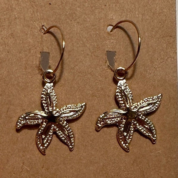 Starfish Gold Dangle Earrings - Beach Inspired Jewelry, Fish Dangle Earrings, Coastal Fashion Accessory, Unique Ocean Gift for Her