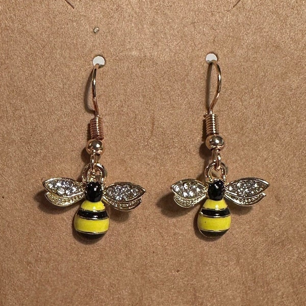 Bumble Bee Gold Earrings with Crystal Wings - Elegant Insect Jewelry, Sparkling Crystal Accents, Nature-Inspired Accessory, Unique Gift