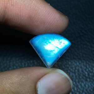Impresionante tamaño de cabujón de piedra lunar arcoíris: 14,50x16,50x5,50 MM Maravillosa piedra de espalda plana con forma elegante para hacer joyas, piedras preciosas sueltas