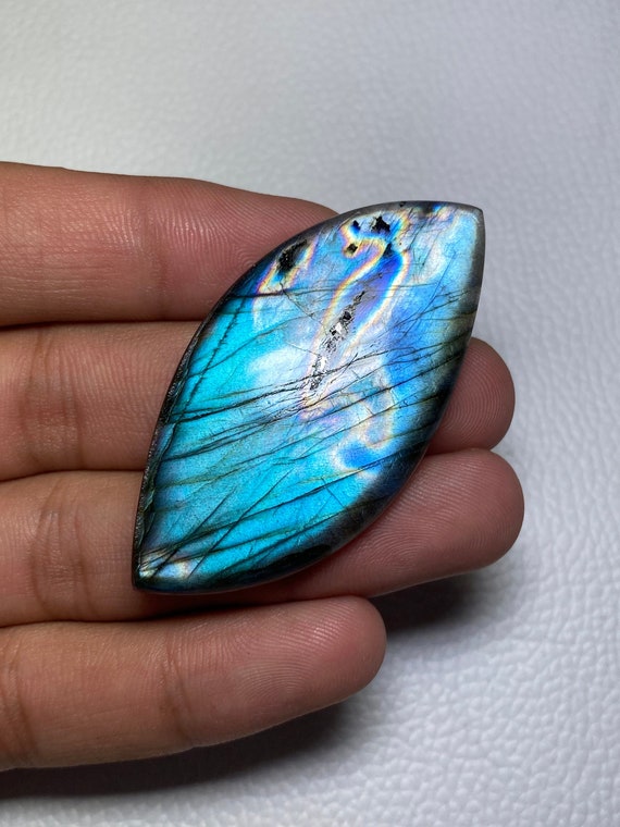 Labradorite offers Gemstone Designer