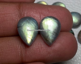 Cabujón de labradorita en forma de pera natural, piedra preciosa verde brillante (8 x 10 a 20 x 30 mm)
