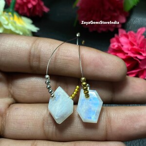 Tamaño de las cuentas de arco iris blanco: 11x15 MM Cuentas de piedra lunar elegantes Cuentas de piedras preciosas facetadas a un precio razonable Cuentas para hacer joyas de aretes